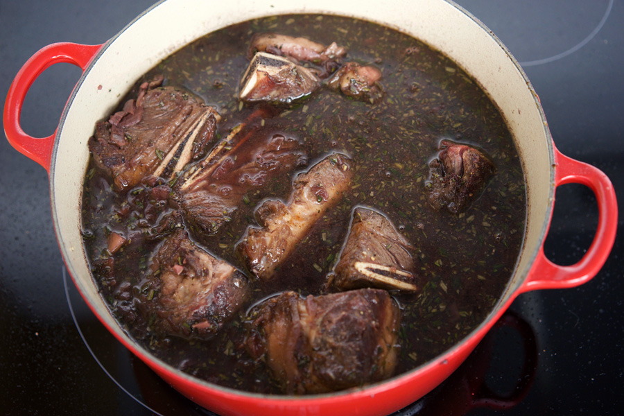 Braise short ribs in red wine